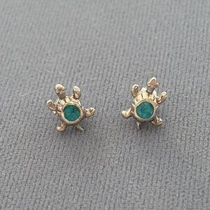 Sterling Silver Turquoise Turtle Earrings